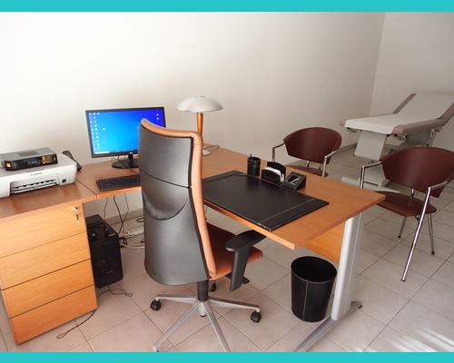 Cabinet médical, lieu de mon exercice professionnel.